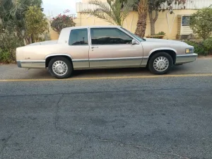 1991 Cadillac Deville Base