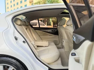 2015 Infiniti Q50 LUXE