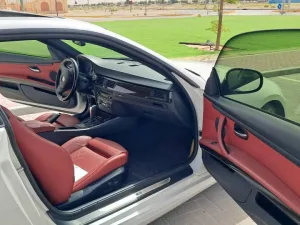 2011 BMW 3-Series 330i