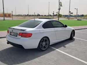 2011 BMW 3-Series 330i