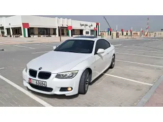 2011 BMW 3-Series في Abu Dhabi سيارة مستعملة