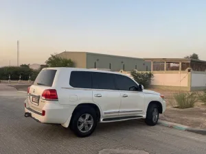 2012 Toyota Land Cruiser VXR