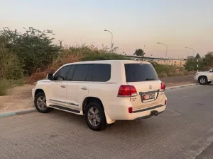 2012 Toyota Land Cruiser VXR
