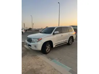 2012 Toyota Land Cruiser in Al Ain used car