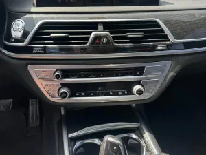 2019 BMW 7-Series 740i