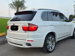 2011 BMW X5 M50i