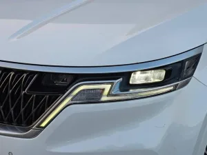 2021 Kia Carnival LX with Seat Package