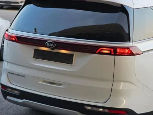 2021 Kia Carnival LX with Seat Package