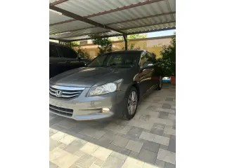 2012 Honda Accord في Al Ain سيارة مستعملة