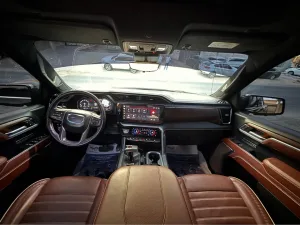 2023 GMC Sierra Pro