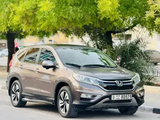 2015 Honda CR-V في Sharjah سيارة مستعملة
