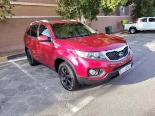 2012 Kia Sorento in Abu Dhabi used car