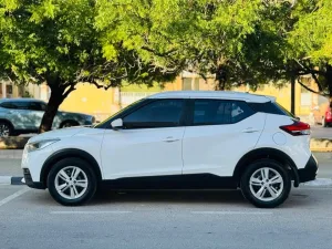 2018 Nissan KICKS S