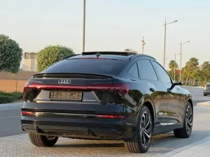 2020 Audi Q8 Premium