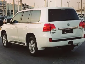 2015 Toyota Land Cruiser GXR