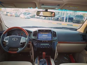 2015 Toyota Land Cruiser GXR