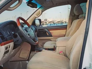 2015 Toyota Land Cruiser GXR