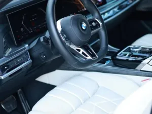 2023 بي أم دابليو الفئة - 7 735i