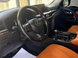 2016 Lexus LX 570 No Trim