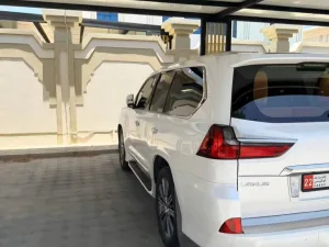 2016 Lexus LX 570 No Trim