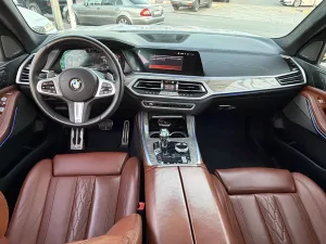 2019 BMW X7 xDrive40i