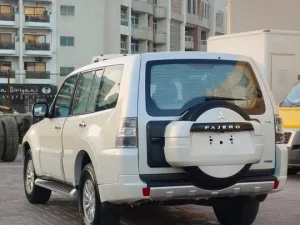 2013 Mitsubishi Pajero Signature Edition