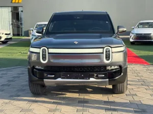 2023 ريفيان ار تي ١ No Trim