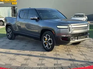 2023 Rivian Rt1 في Ajman سيارة مستعملة