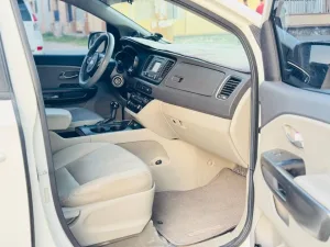 2016 Kia Sedona EX