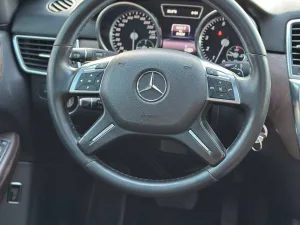 2015 مرسيدس-بنز ام ال ML400