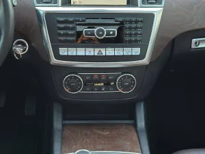 2015 مرسيدس-بنز ام ال ML400