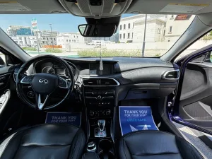 2017 Infiniti Q30 Sport