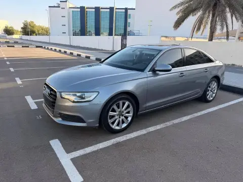 2015 اودي آي ٦ Standard
