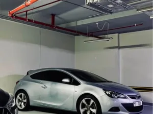 2014 Opel Astra No Trim