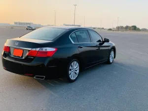 2015 هوندا أكورد EX-L