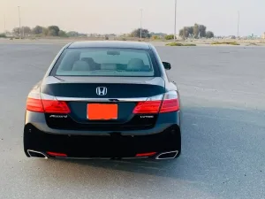 2015 هوندا أكورد EX-L