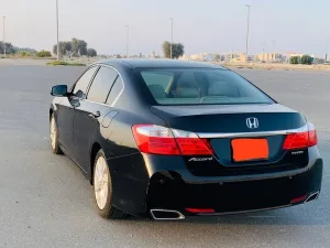 2015 هوندا أكورد EX-L