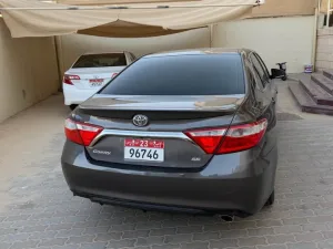 2015 تويوتا كامري Exclusive