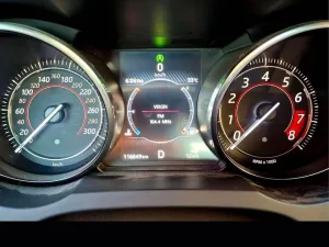 2017 جاكوار الفئة - اف P450