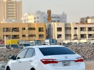 2015 تويوتا كورولا LE