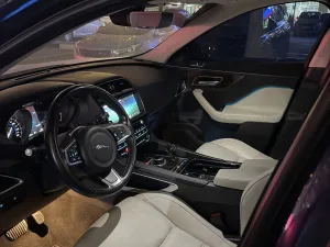2019 Jaguar F-Pace F-PACE