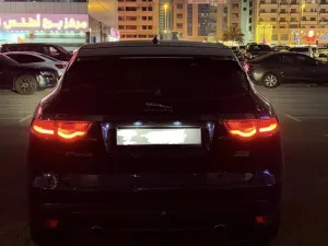 2019 Jaguar F-Pace F-PACE
