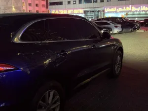 2019 Jaguar F-Pace F-PACE