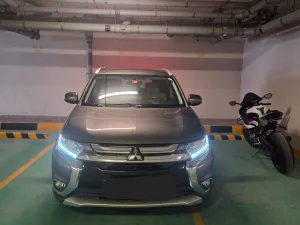 2016 Mitsubishi Outlander SE