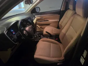 2016 Mitsubishi Outlander SE