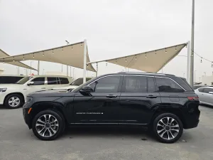 2023 جييب جراند شيروكي SRT8