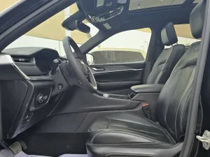 2023 جييب جراند شيروكي SRT8