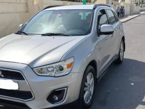 2013 ميتسوبيشي آي أس أكس GLX 4WD