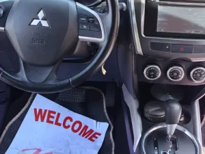 2013 ميتسوبيشي آي أس أكس GLX 4WD
