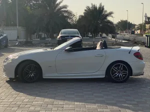 2009 مرسيدس-بنز اس ال كي SLK200